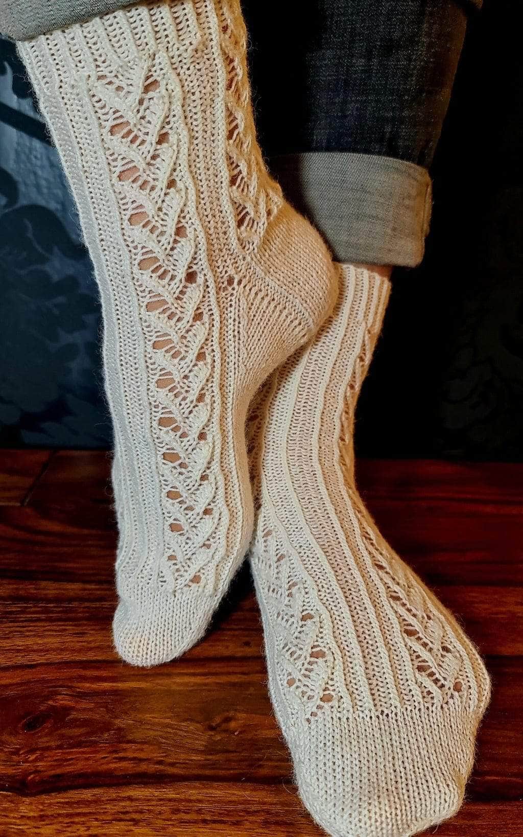 Cosina Socken - ANLEITUNG von JOÉL JOÉL jetzt online kaufen bei OONIQUE