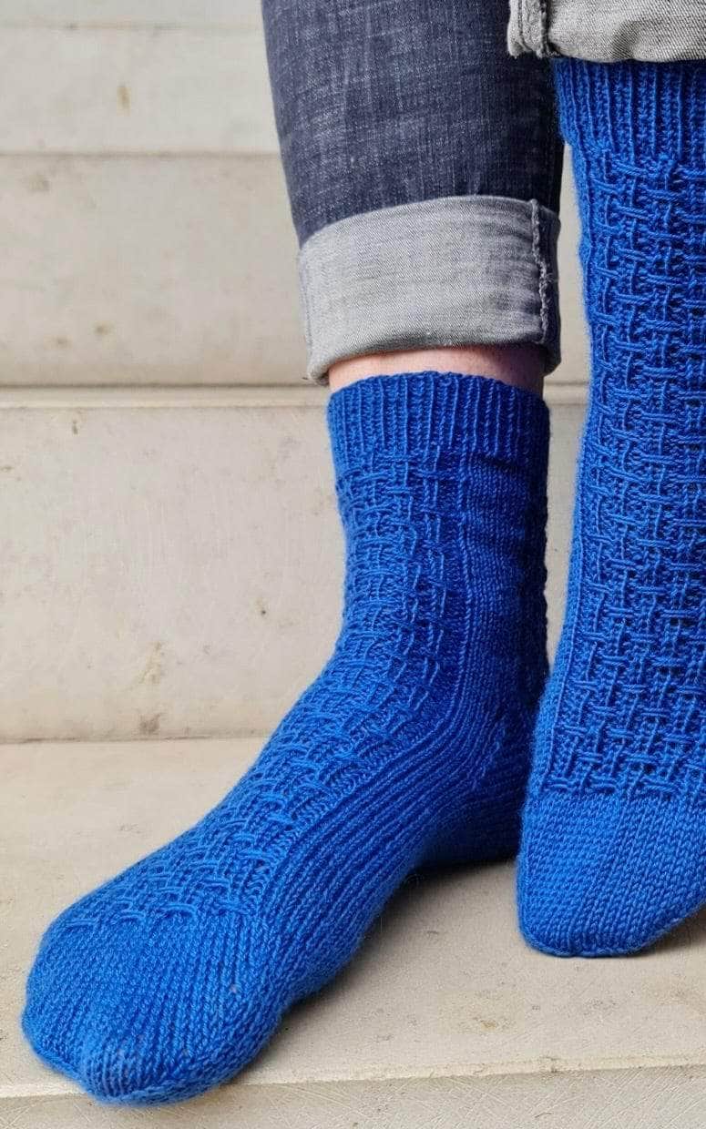 Kolina Socks - ANLEITUNG von JOÉL JOÉL jetzt online kaufen bei OONIQUE