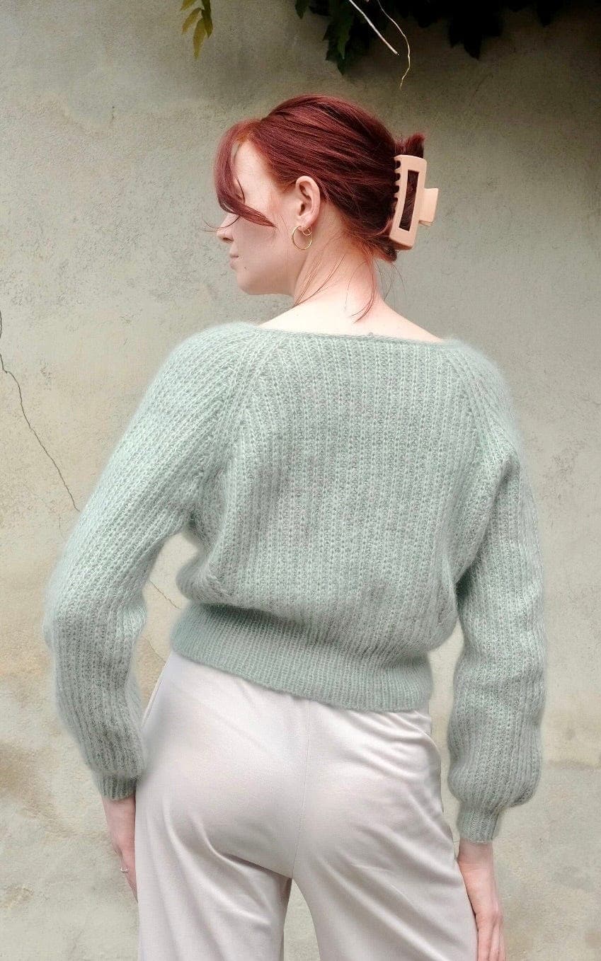 Lucy Bluse - ANLEITUNG von KNITTING DEER jetzt online kaufen bei OONIQUE