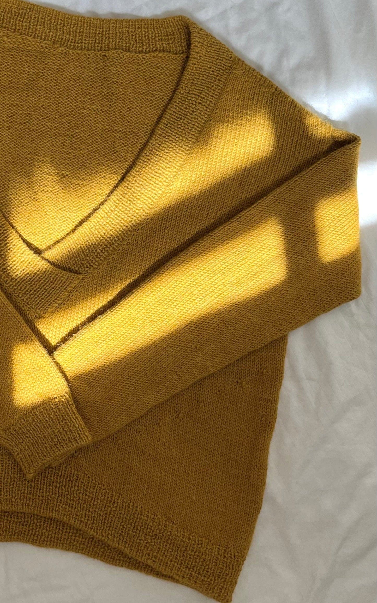 Viola Sweater - ALPAKKA - Strickset von KNITTING FOR ELSE jetzt online kaufen bei OONIQUE