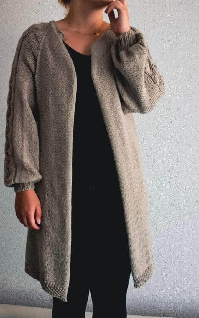 Rania Cardigan - ANLEITUNG von KNITTING_LARI jetzt online kaufen bei OONIQUE