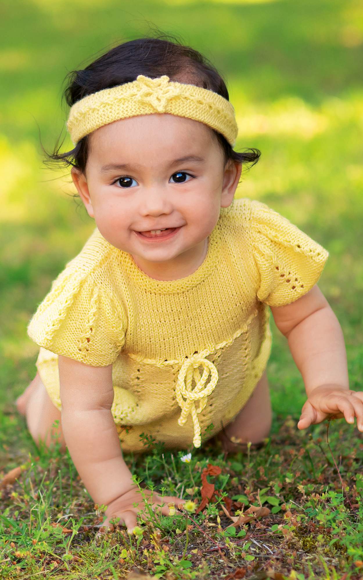 Baby Kleid mit Ajourzopfmuster - Strickset von LANA GROSSA jetzt online kaufen bei OONIQUE