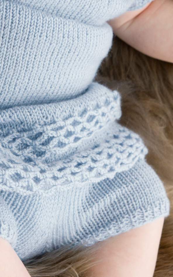 Baby Kleid und Hose - Strickset von LANA GROSSA jetzt online kaufen bei OONIQUE