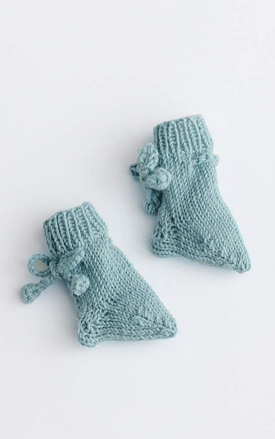 Baby Strümpfe mit Band - Strickset von LANA GROSSA jetzt online kaufen bei OONIQUE