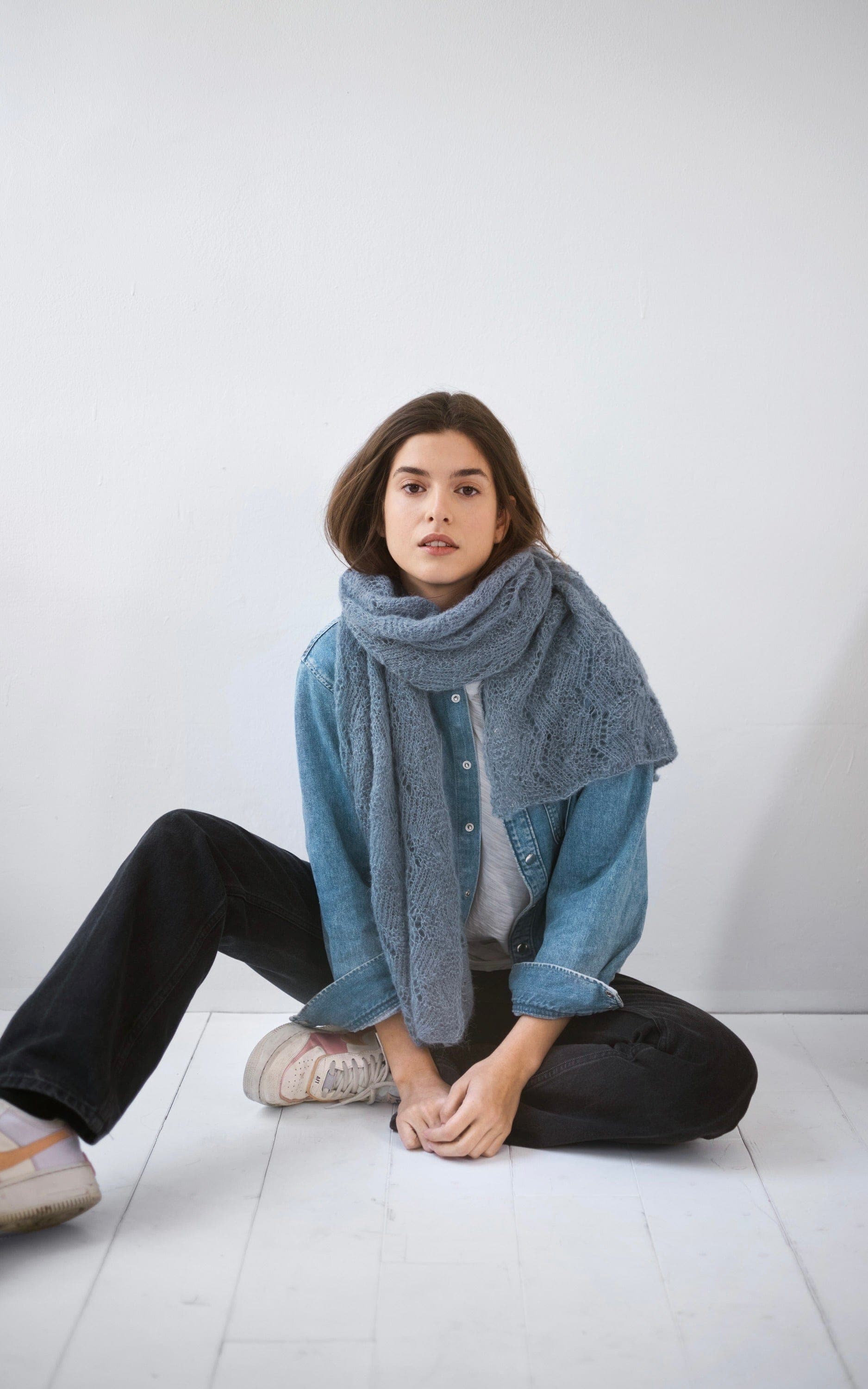 Schal mit Ajourmuster - SETASURI - Strickset von LANA GROSSA jetzt online kaufen bei OONIQUE