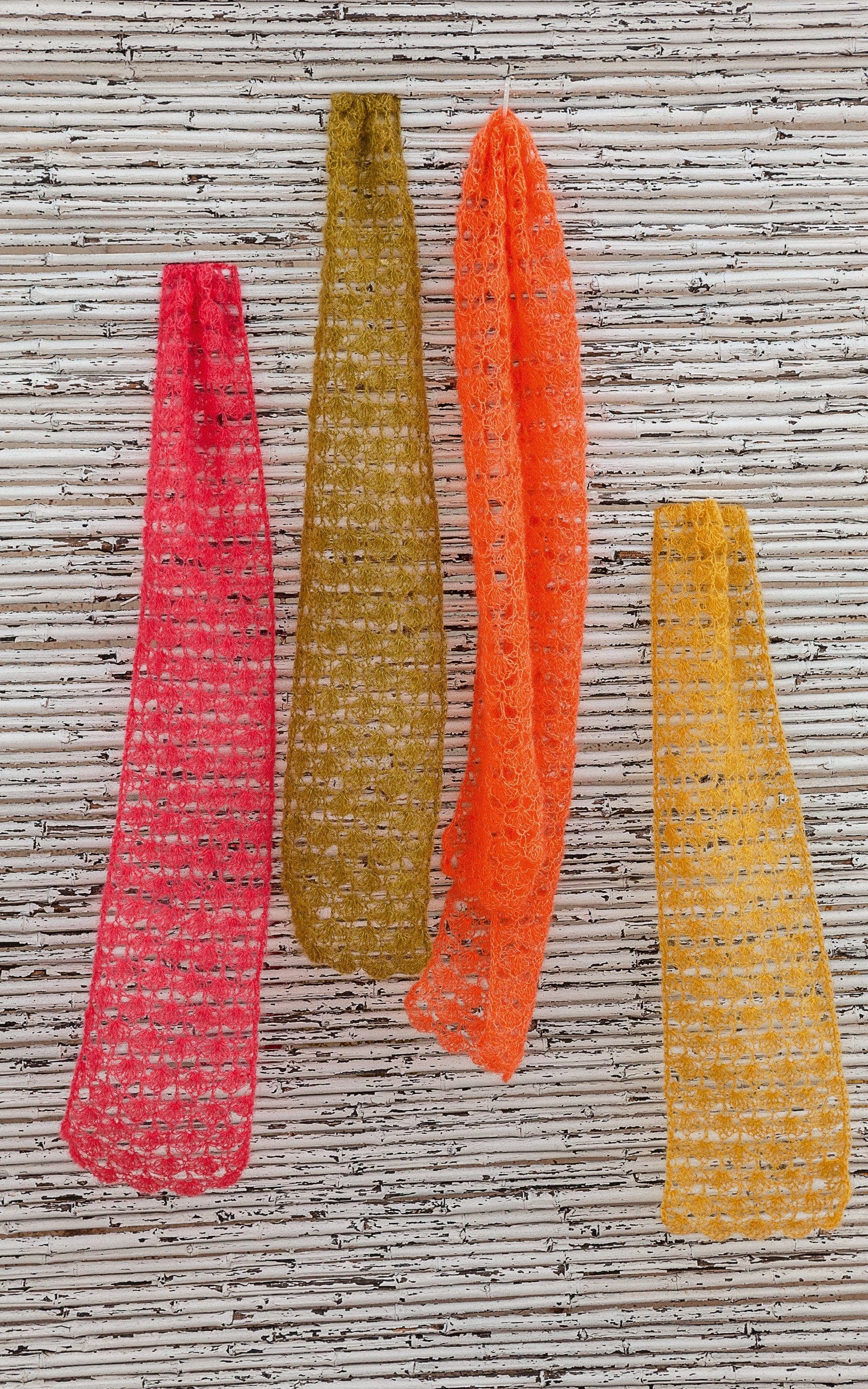 Schal mit Muschelmuster - SILKHAIR - Häkelset von LANA GROSSA jetzt online kaufen bei OONIQUE