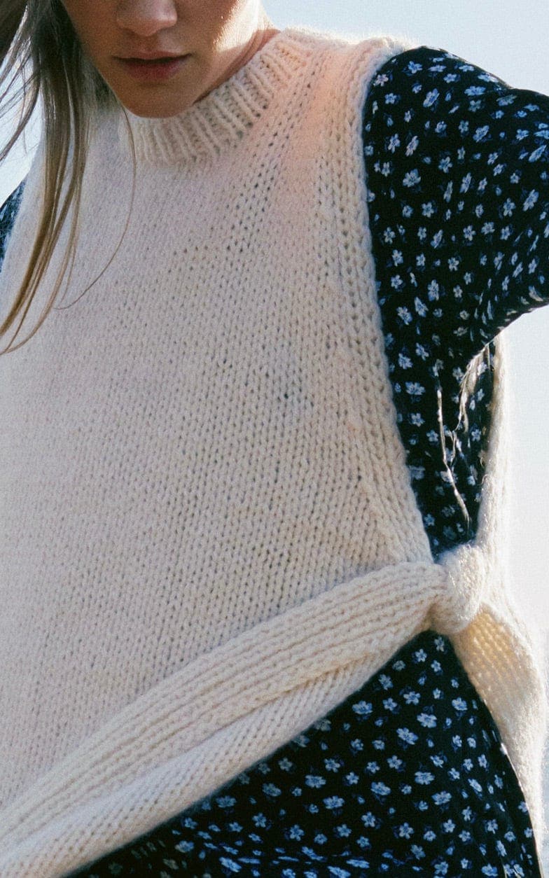 Slipover glatt rechts - NATURAL ALPACA PELO - Strickset von LANA GROSSA jetzt online kaufen bei OONIQUE