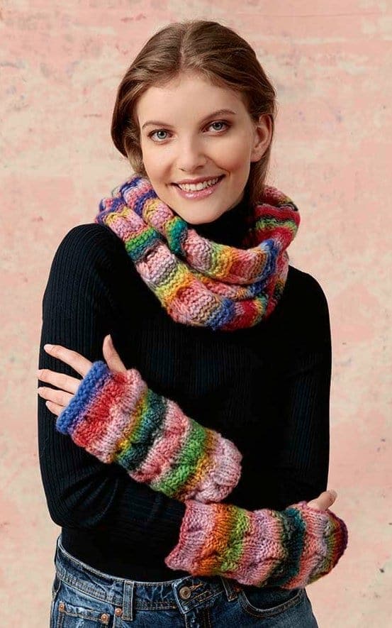 Loop - CLOUD - Strickset von LANG YARNS jetzt online kaufen bei OONIQUE