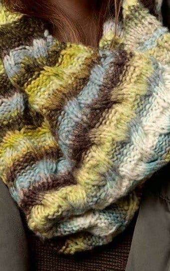 Loop im Zopfmuster - CLOUD - Strickset von LANG YARNS jetzt online kaufen bei OONIQUE