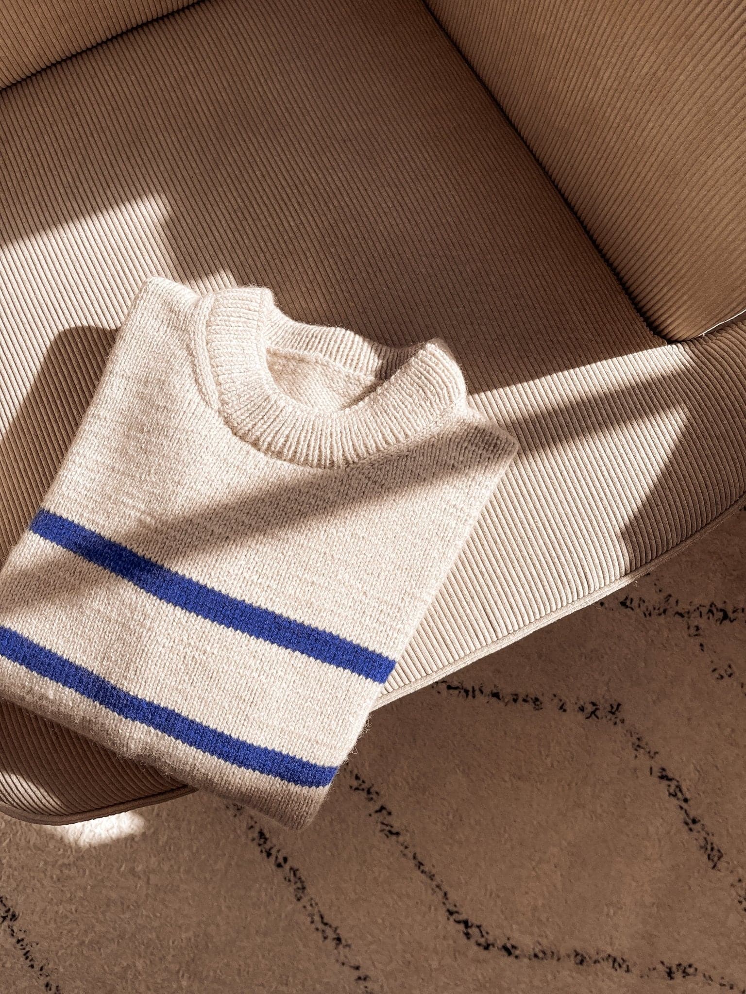 Marseille Sweater (gestreift) - DOUBLE SUNDAY - Strickset von PETITE KNIT jetzt online kaufen bei OONIQUE