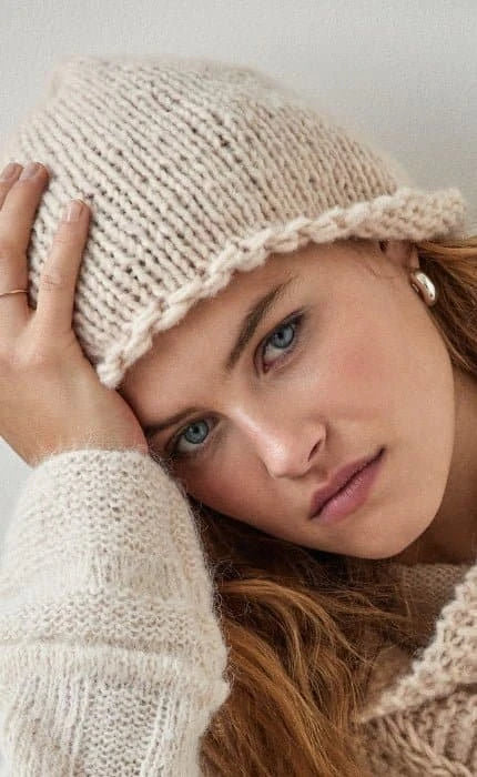 Mütze mit Kreuzanschlag - ECOPUNO CHUNKY - Strickset von LANA GROSSA jetzt online kaufen bei OONIQUE