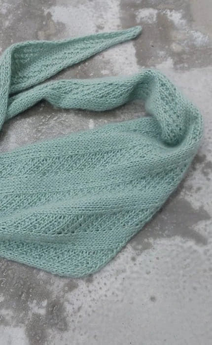 Nova Shawl - CASHMERE CLASSIC - Strickset von IMKE VON NATHUSIUS jetzt online kaufen bei OONIQUE