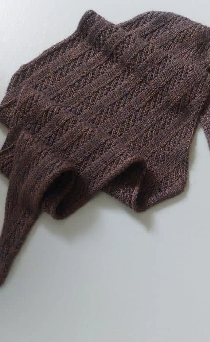 Nova Shawl - CASHMERE CLASSIC - Strickset von IMKE VON NATHUSIUS jetzt online kaufen bei OONIQUE