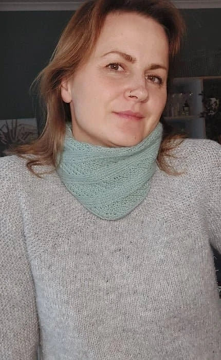Nova Shawl - CASHMERE CLASSIC - Strickset von IMKE VON NATHUSIUS jetzt online kaufen bei OONIQUE