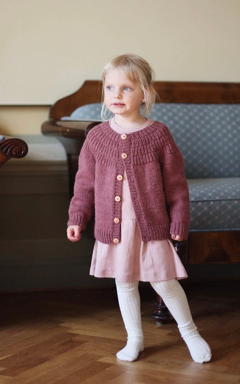 Ankers Jacke - SUNDAY - Strickset von PETITE KNIT jetzt online kaufen bei OONIQUE