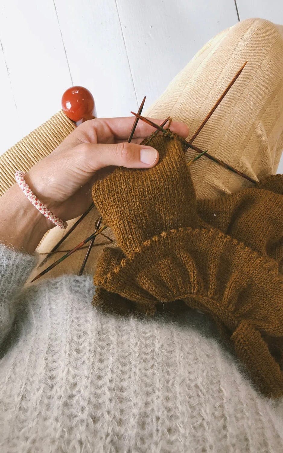 Dagmars Bluse - SUNDAY - Strickset von PETITE KNIT jetzt online kaufen bei OONIQUE