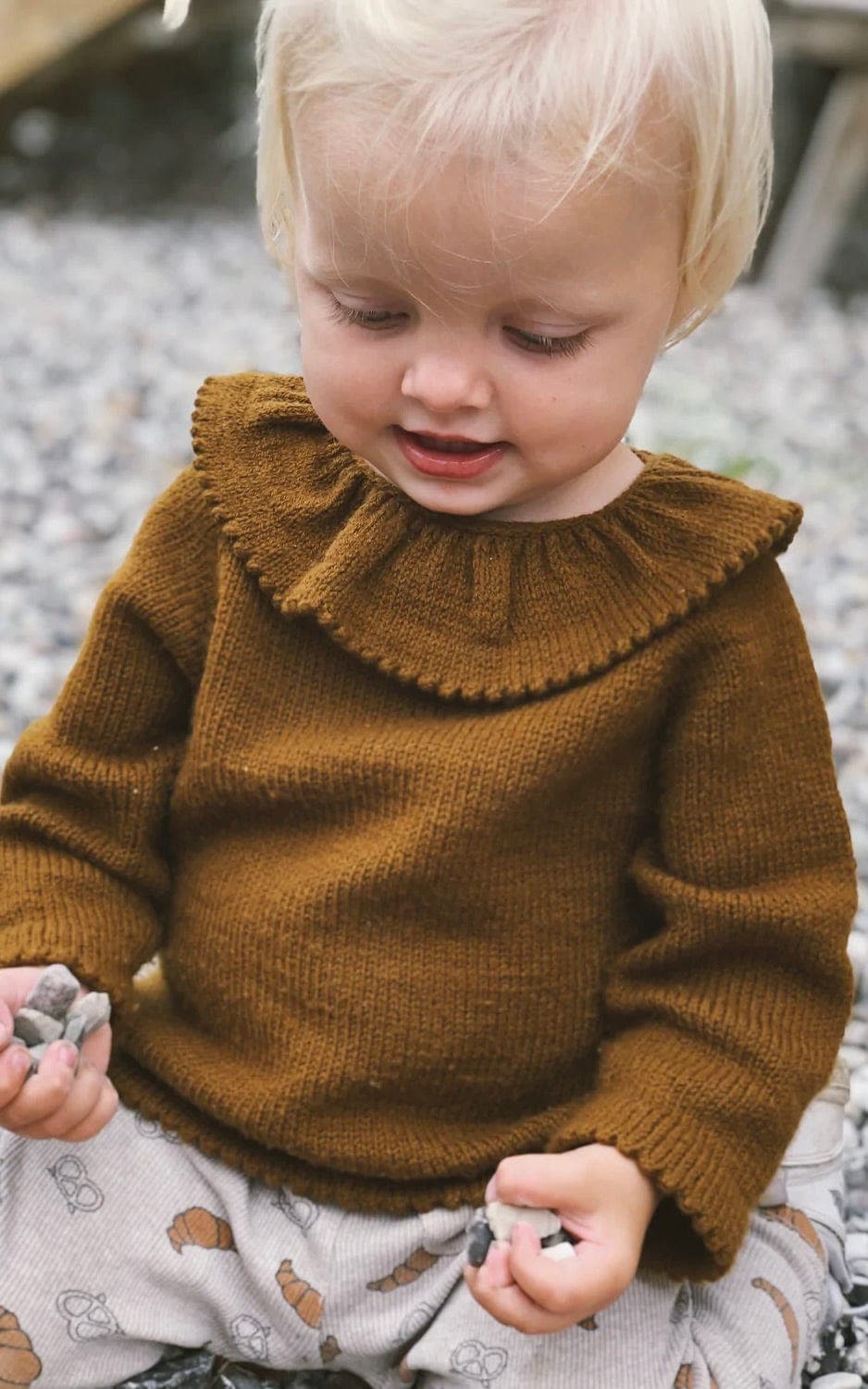 Dagmars Bluse - SUNDAY - Strickset von PETITE KNIT jetzt online kaufen bei OONIQUE