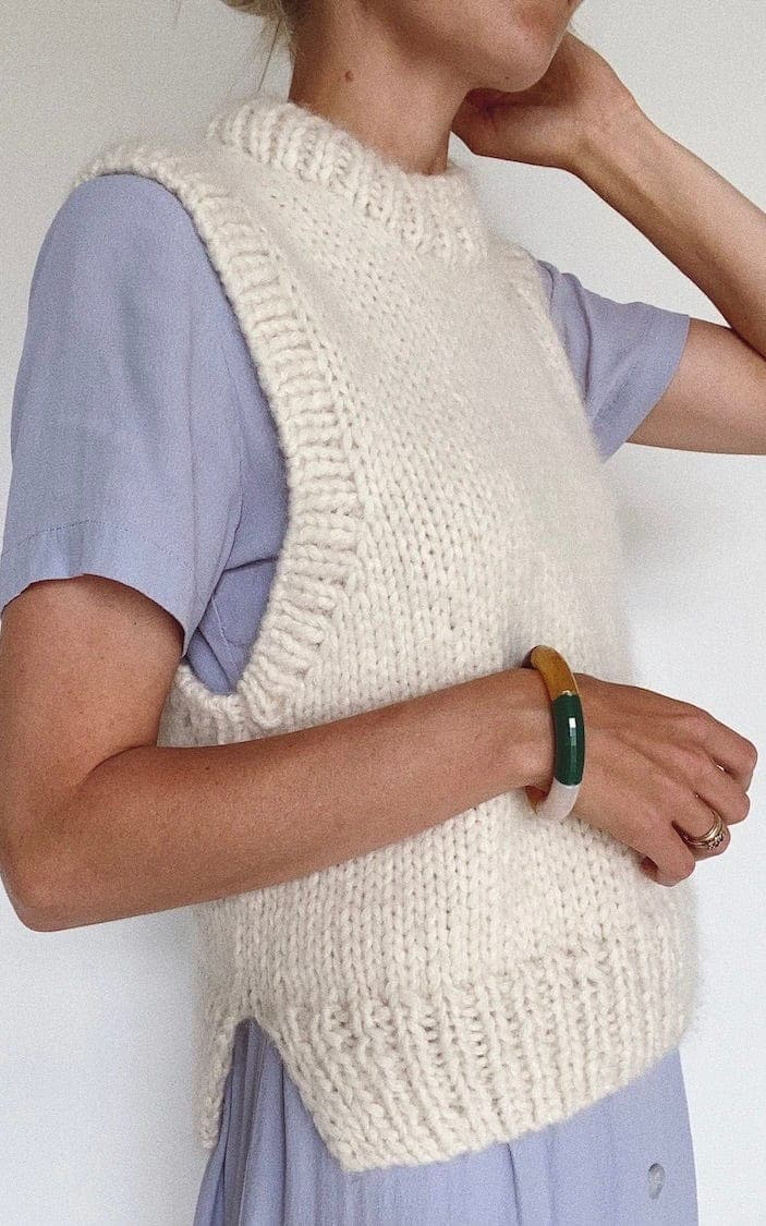 Einfacher Pullunder - Holiday Slipover - KOS & TYNN SILK MOHAIR - Strickset von PETITE KNIT jetzt online kaufen bei OONIQUE