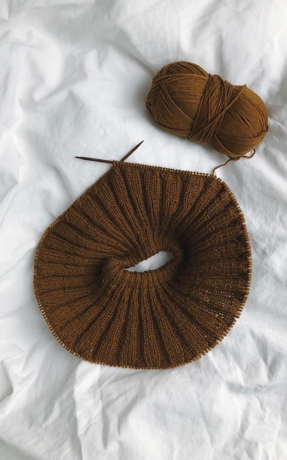 Haralds Pullover - SUNDAY - Strickset von PETITE KNIT jetzt online kaufen bei OONIQUE