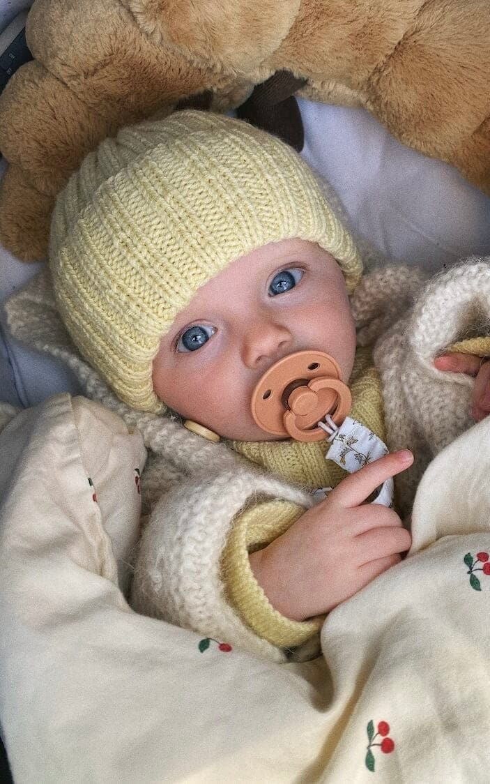 Hipster Mütze - SUNDAY - Strickset von PETITE KNIT jetzt online kaufen bei OONIQUE