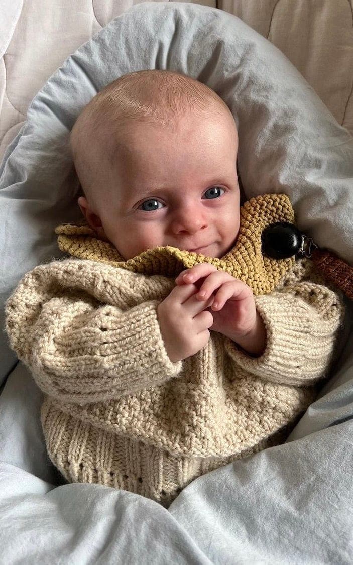 Ingrid Sweater Baby - DOUBLE SUNDAY - Strickset von PETITE KNIT jetzt online kaufen bei OONIQUE