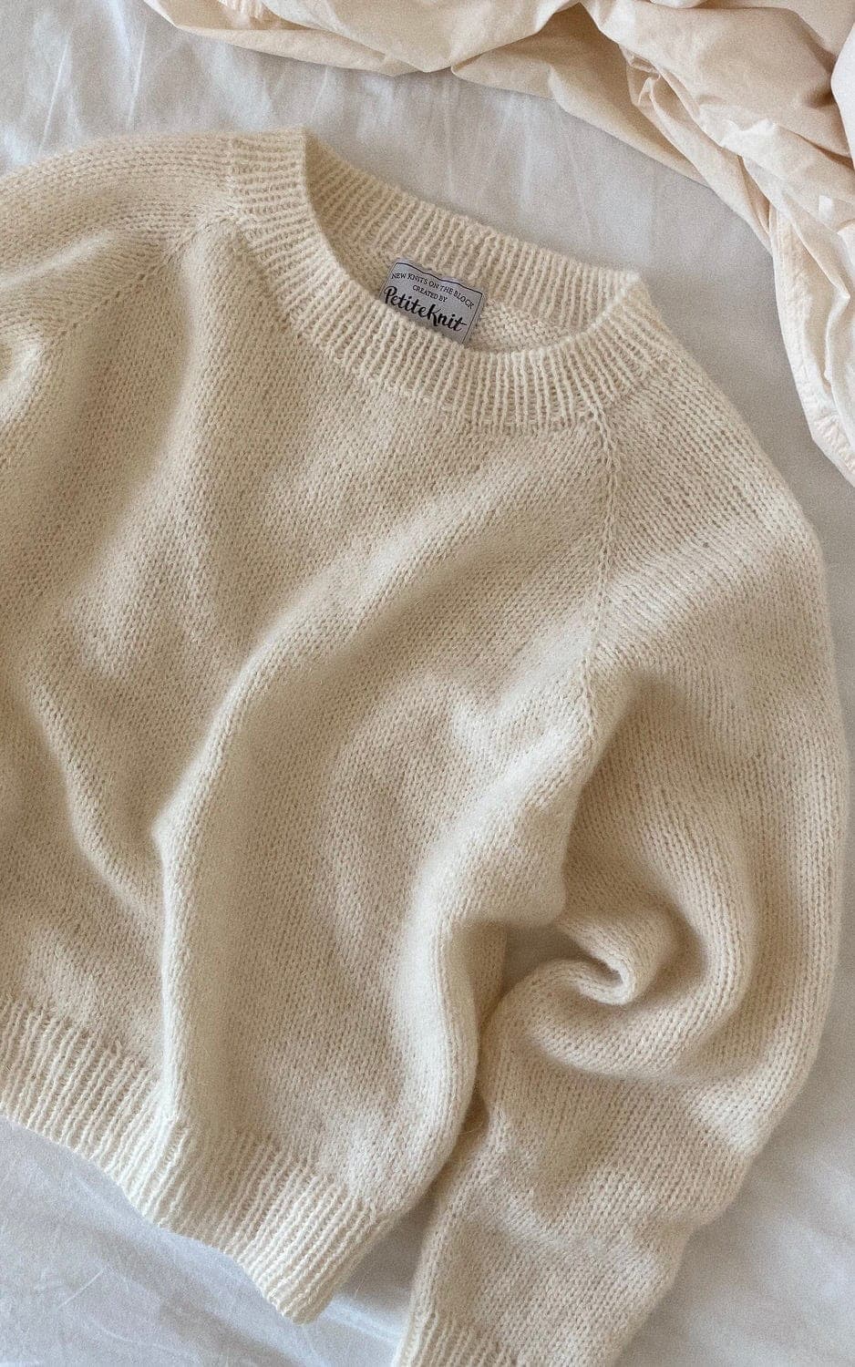 Kein Schnickschnack Pullover - SUNDAY & TYNN SILK MOHAIR - Strickset von PETITE KNIT jetzt online kaufen bei OONIQUE