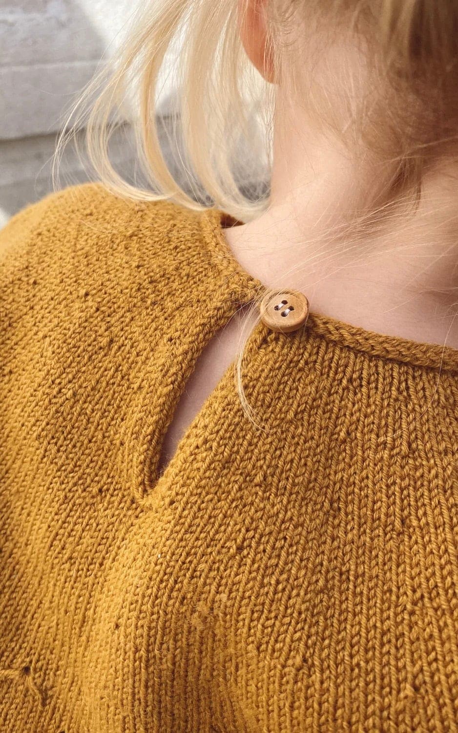 Löwenzahn Kleid - SUNDAY - Strickset von PETITE KNIT jetzt online kaufen bei OONIQUE