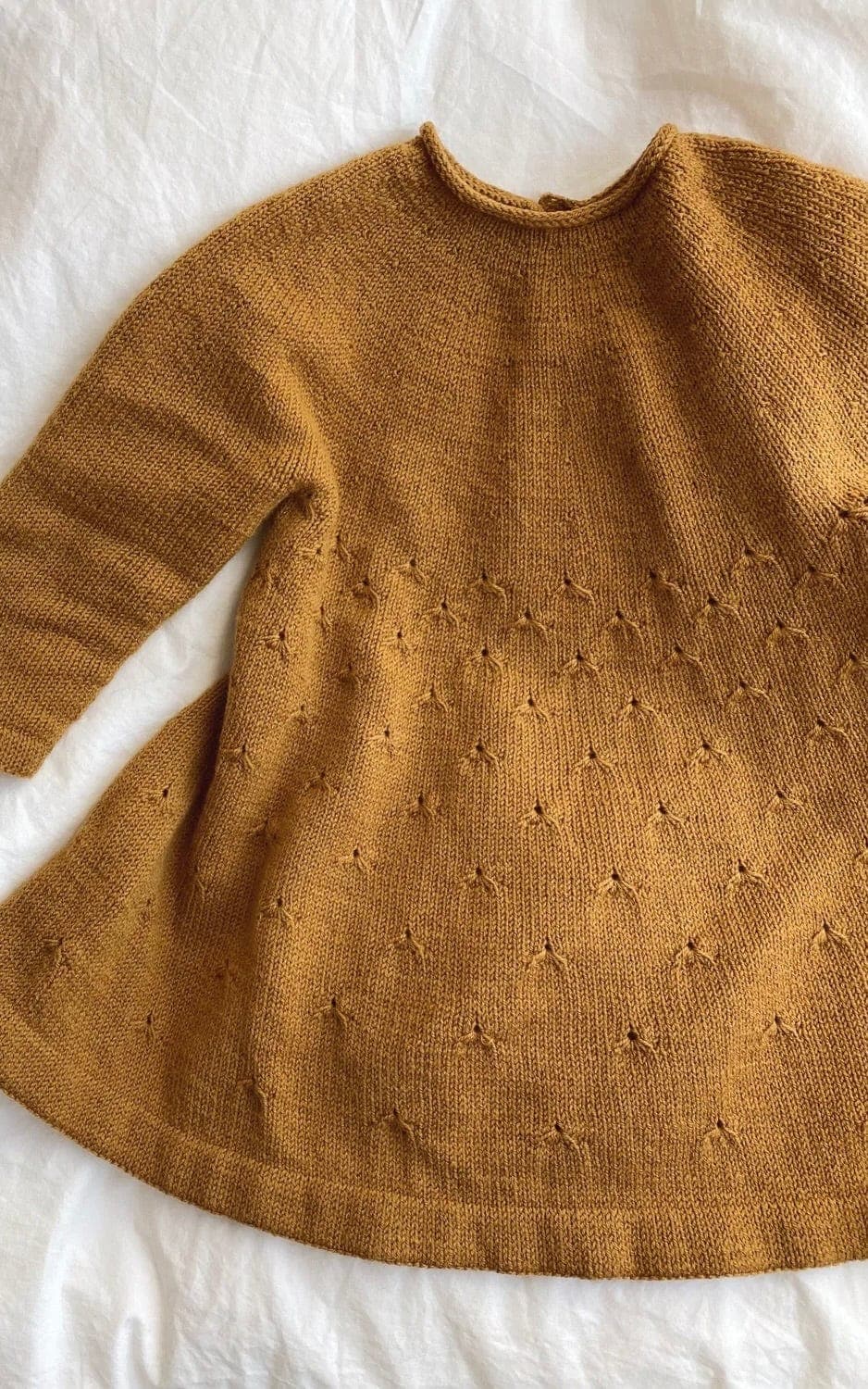 Löwenzahn Kleid - SUNDAY - Strickset von PETITE KNIT jetzt online kaufen bei OONIQUE