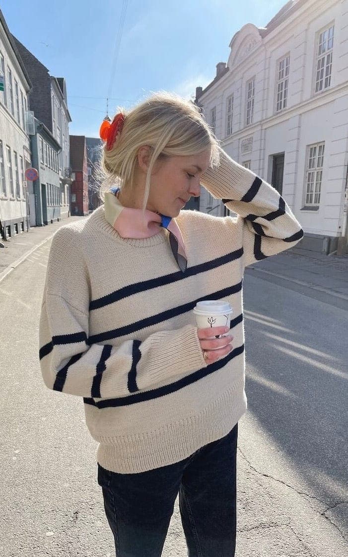 Marseille Sweater (einfarbig) - DOUBLE SUNDAY - Strickset von PETITE KNIT jetzt online kaufen bei OONIQUE