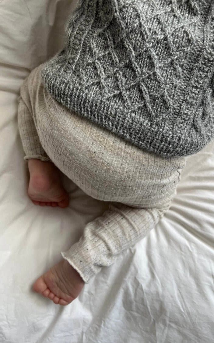 Moby Slipover Baby - SUNDAY - Strickset von PETITE KNIT jetzt online kaufen bei OONIQUE