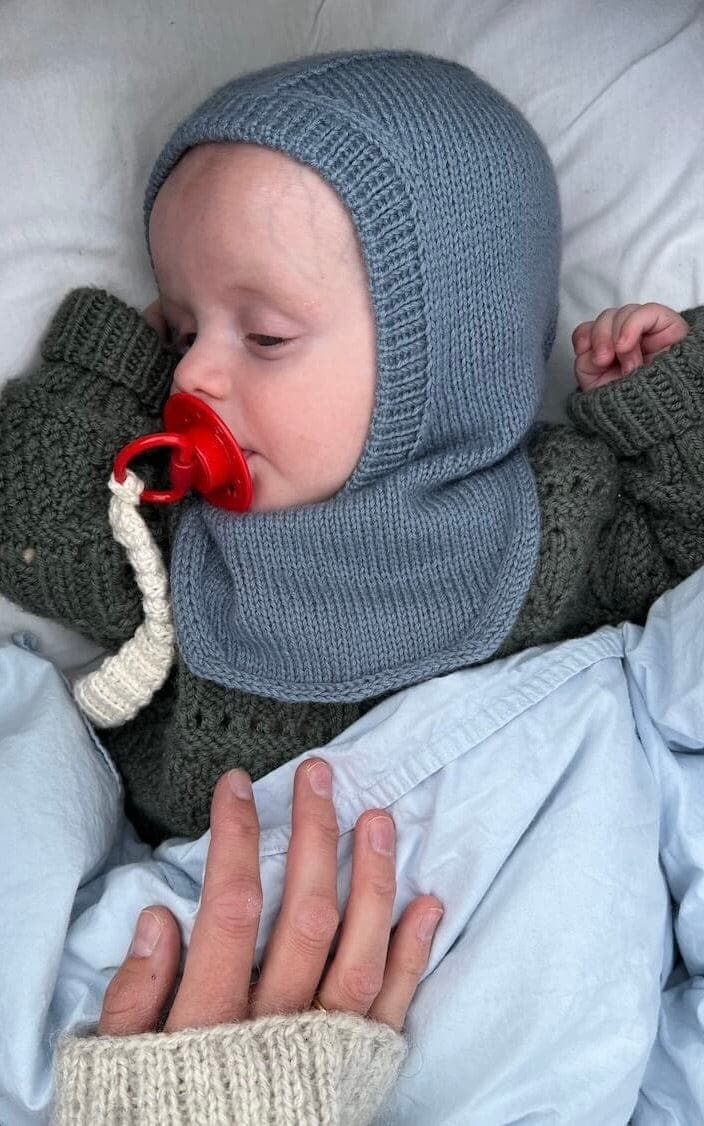Monday Balaclava - SUNDAY - Strickset von PETITE KNIT jetzt online kaufen bei OONIQUE