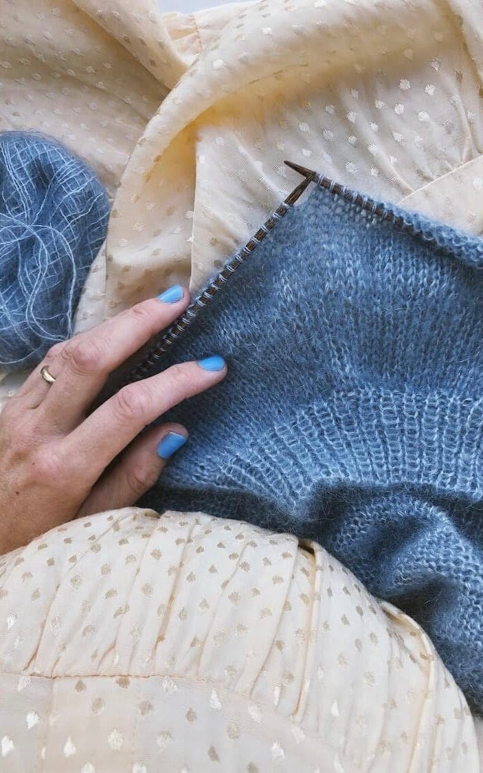 Novice Sweater- Mohair Edition - TYNN SILK MOHAIR - Strickset von PETITE KNIT jetzt online kaufen bei OONIQUE