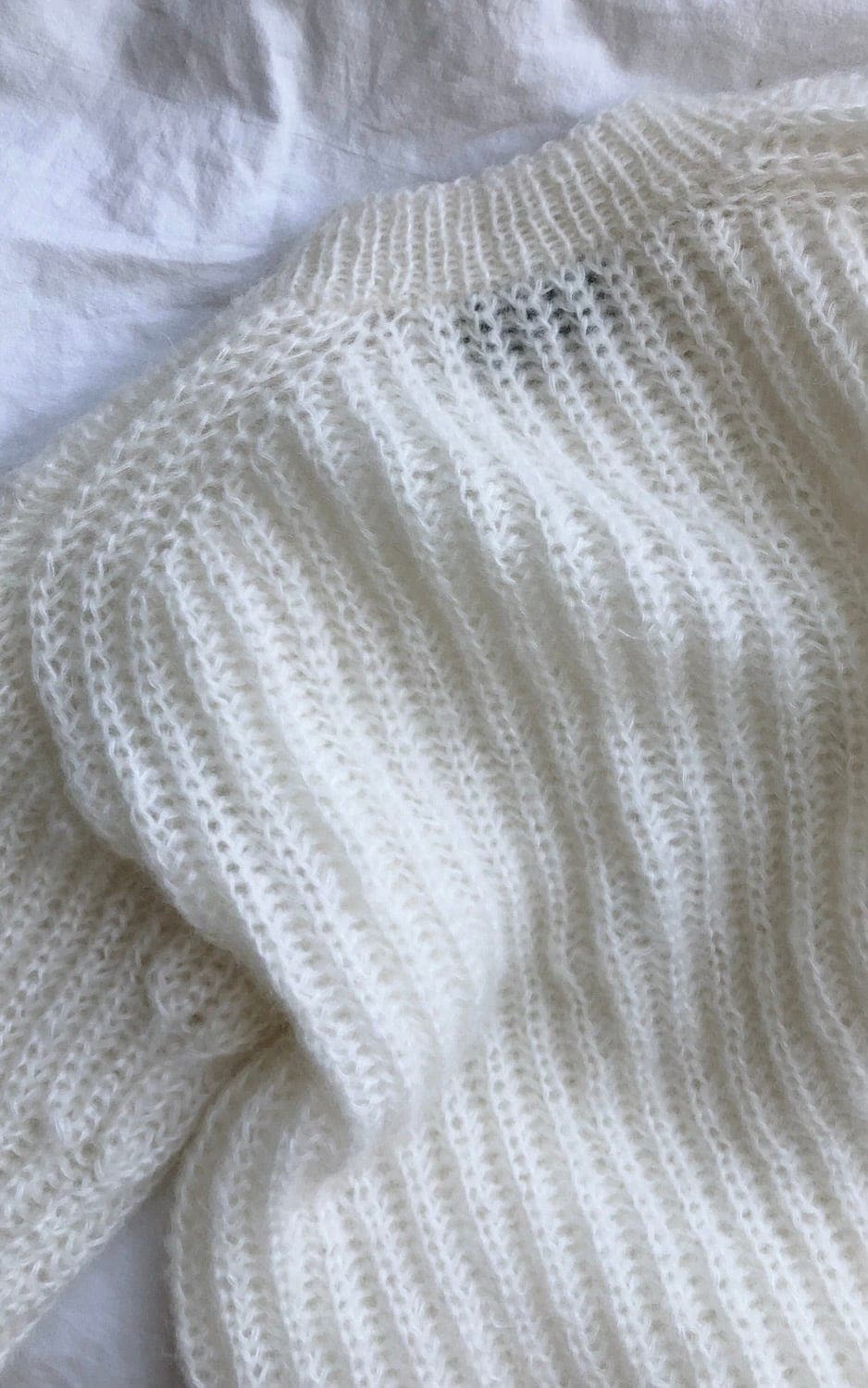 September Sweater - TYNN SILK MOHAIR - Strickset von PETITE KNIT jetzt online kaufen bei OONIQUE