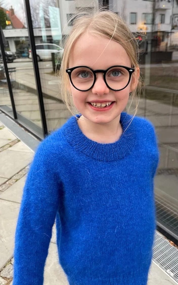 Stockholm Sweater Junior - TYNN SILK MOHAIR - Strickset von PETITE KNIT jetzt online kaufen bei OONIQUE