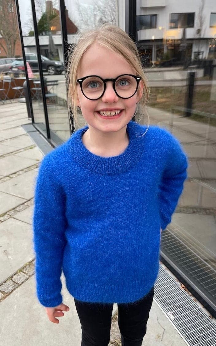 Stockholm Sweater Junior - TYNN SILK MOHAIR - Strickset von PETITE KNIT jetzt online kaufen bei OONIQUE