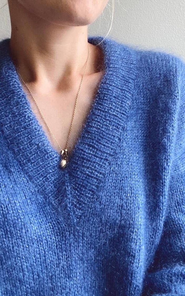 Stockholm Sweater V-Ausschnitt - TYNN SILK MOHAIR - Strickset von PETITE KNIT jetzt online kaufen bei OONIQUE