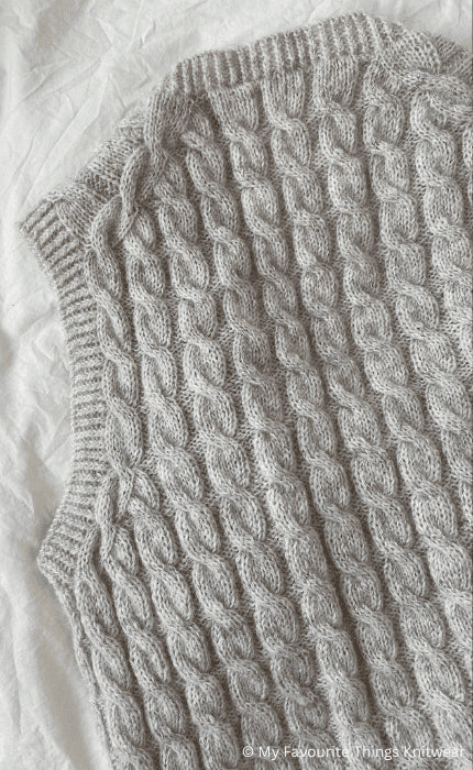 Vest No. 8 - THE MERRY MERINO 220 - Strickpaket