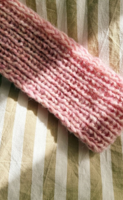 New Beginnings Stirnband - OONIQUE CHUNKY - Anfänger Strickset mit Videotutorial