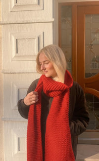 New Beginnings Scarf - OONIQUE CHUNKY - Beginner Knitting Kit with Video Tutorial