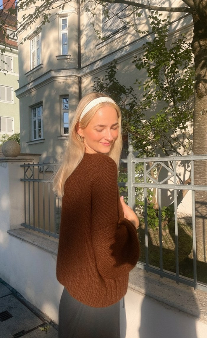 New Beginnings Cardigan - Anfänger Strickset mit Videotutorial
