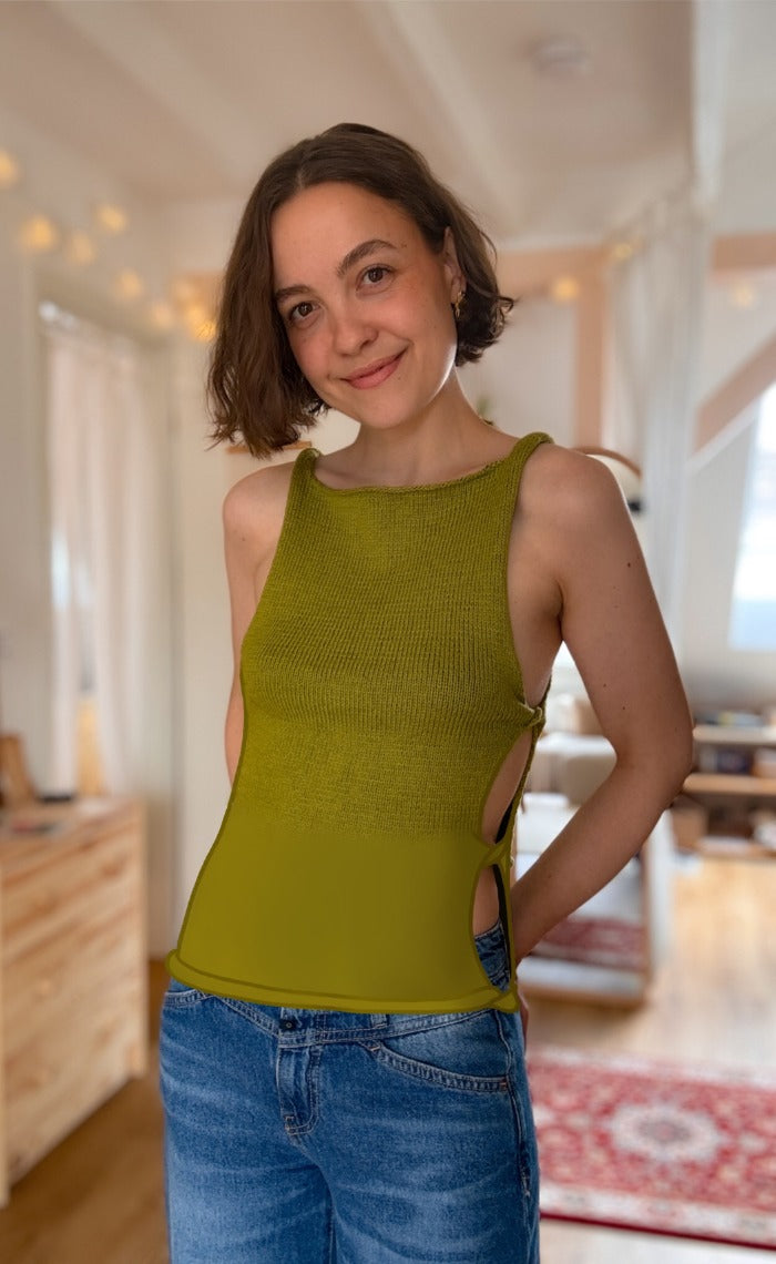 Twist Tank Top - Cardiff Cashmere Classic - OONIQUE Knitting Kit