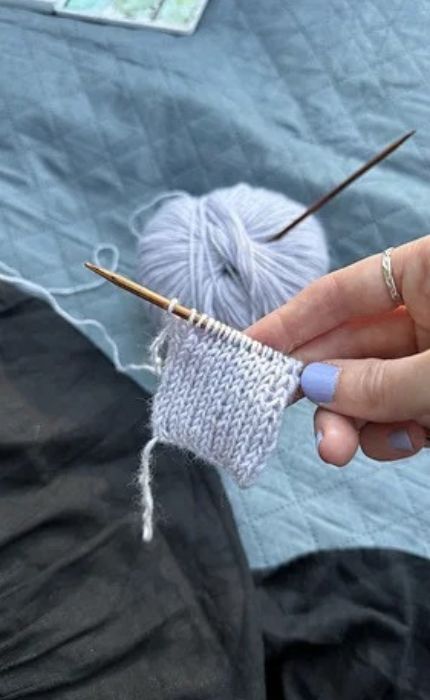 Beginner Bliss Scarf - OONIQUE CHUNKY - Knitting Kit