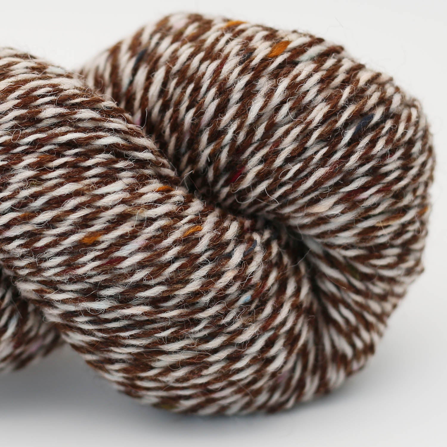 Hey Mama Wolf - Beara Tweed 100g