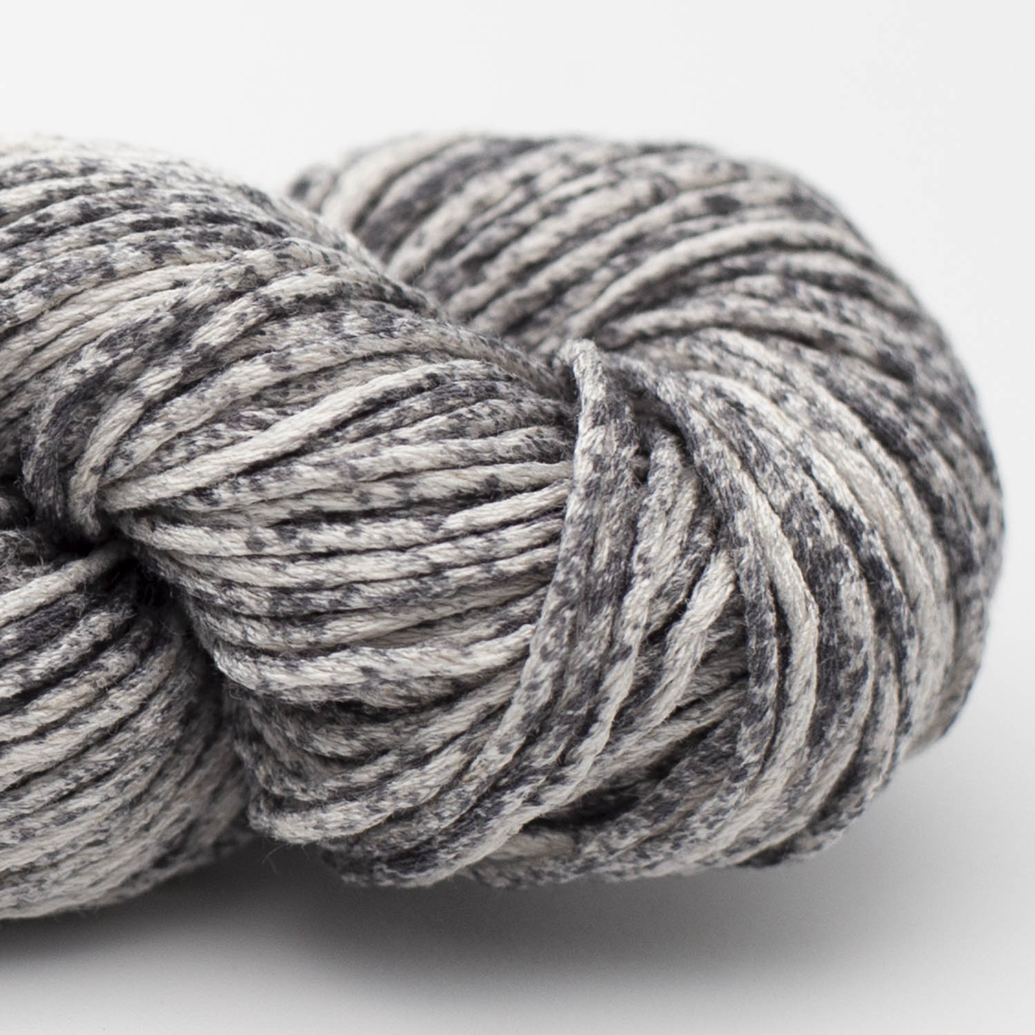 Erika Knight STUDIO LINEN PRINT