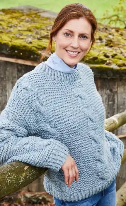 Damenpullover mit Zopf - und Rippenmuster - LANDLUST WINTERWOLLE - Strickpaket von LANA GROSSA jetzt online kaufen bei OONIQUE