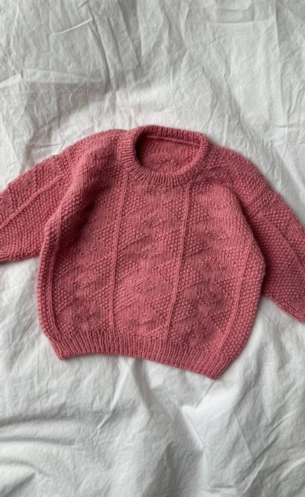 Esther Sweater Baby - TYNN PEER GYNT - Strickset von PETITE KNIT jetzt online kaufen bei OONIQUE