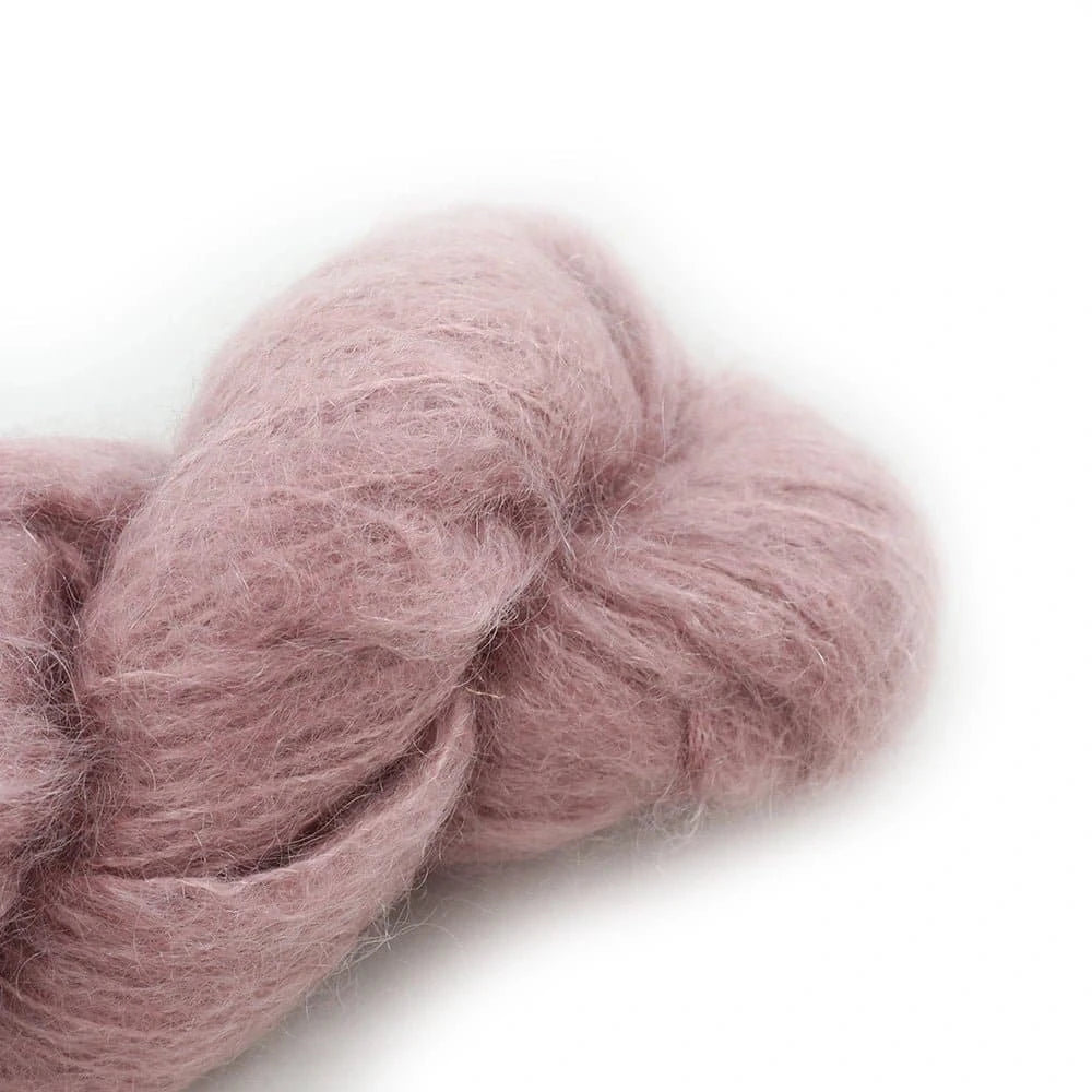 Fluffy Mohair solids handgefärbt von COWGIRL BLUES jetzt online kaufen bei OONIQUE