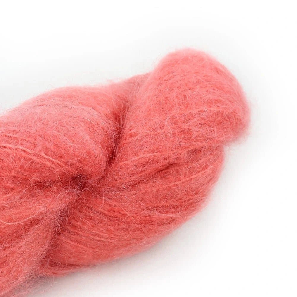 Fluffy Mohair solids handgefärbt von COWGIRL BLUES jetzt online kaufen bei OONIQUE