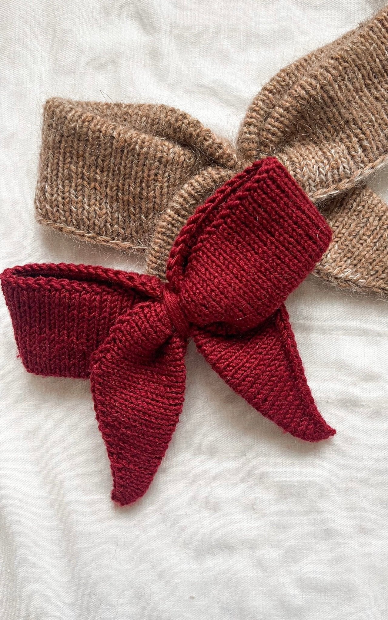 Gestrickte Schleife - COOL WOOL - Strickset von OONIQUE jetzt online kaufen bei OONIQUE