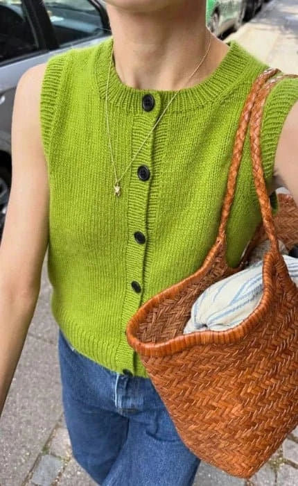 Maggie Vest - DOUBLE SUNDAY - Strickpaket von PETITE KNIT jetzt online kaufen bei OONIQUE